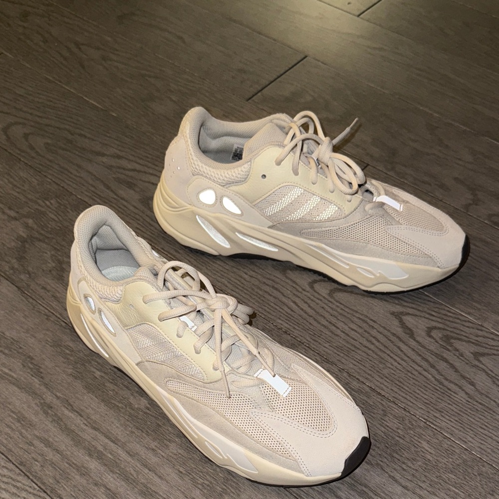 Adidas Yeezy Boost 700 V2 in Light Beige